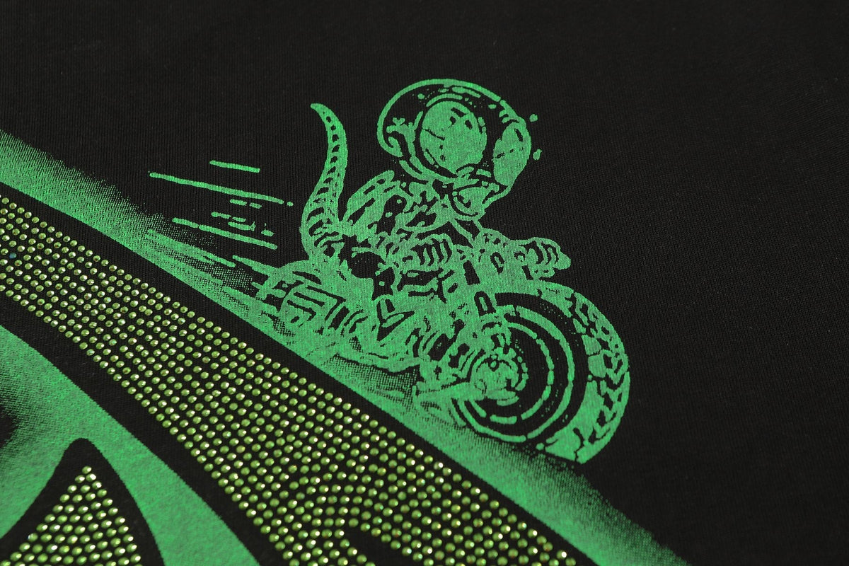 MIXED EMOTION Green Graphic Rhinestone T-Shirt